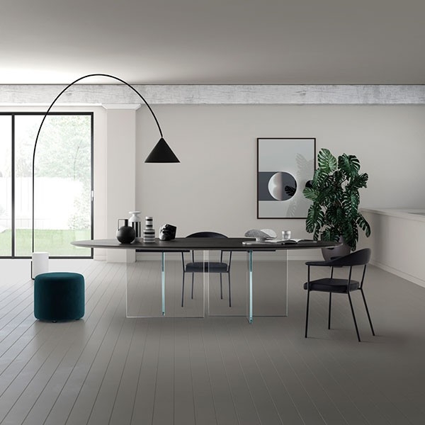 Mesa Daytona | Devina Nais