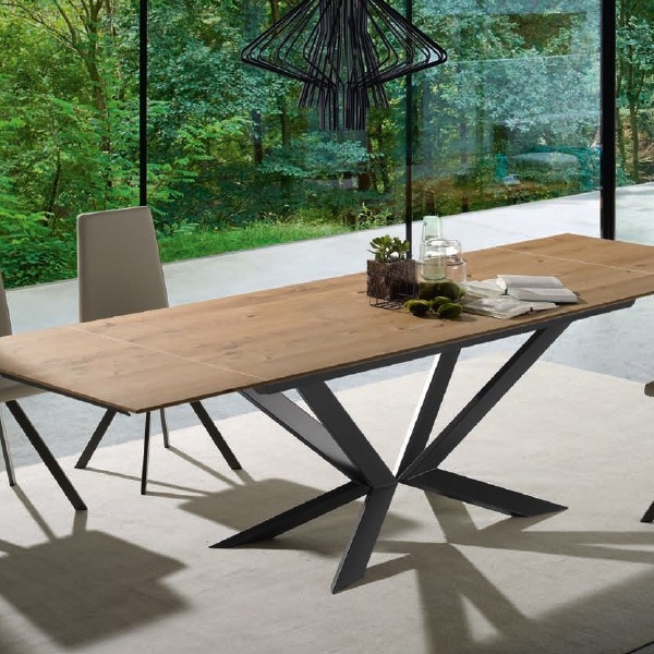 Mesa Ext. Motion | Ramiro Tarazona
